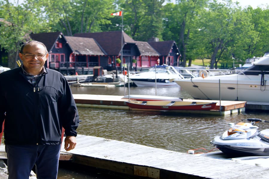 Denis Marcotte, directeur du Club nautique du Fairmont Château Montebello.