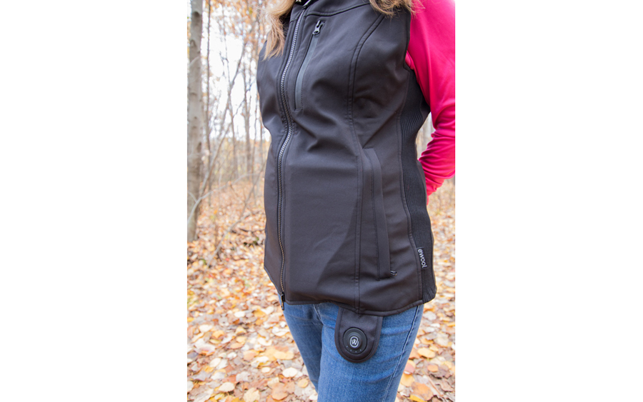 Veste chauffante PRO + d’EWOOL. Crédit photo : Joani Hotte-Jean.