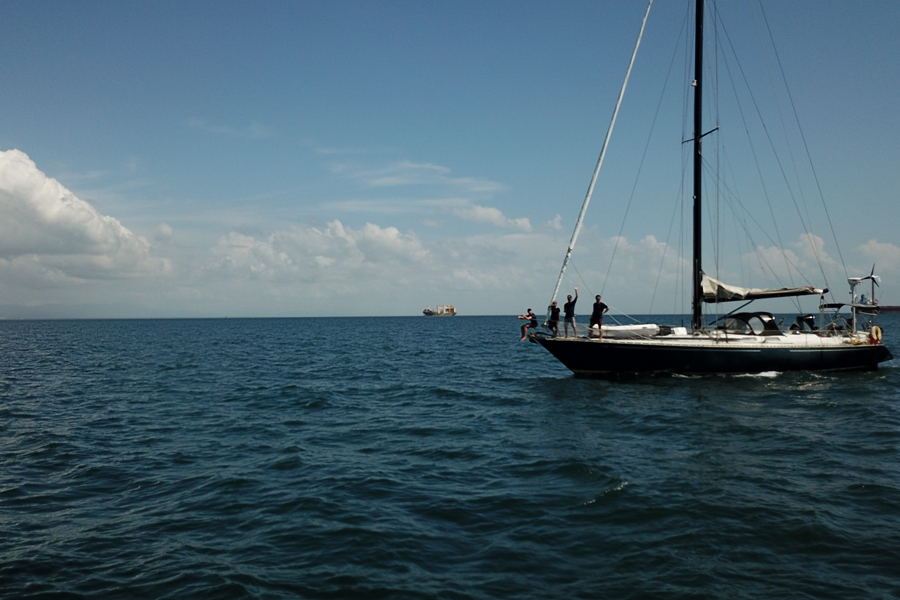 Arrivée au Panama après 34 jours de traversée.