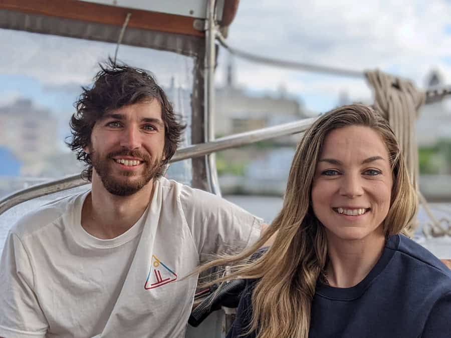 Pierre et Vikie sur La Toison d’Or.