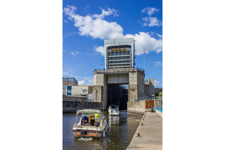 Lieu historique national du Canal-de-Carillon. Crédit photo : Parcs Canada.